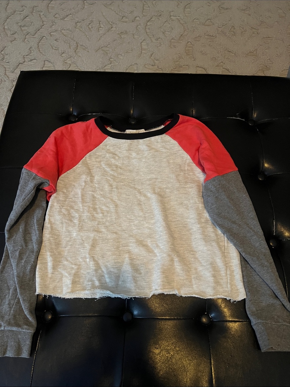 Forever 21 women’s Colorblock Raglan Long Sleeve Shirt - Red, Gray & Cream